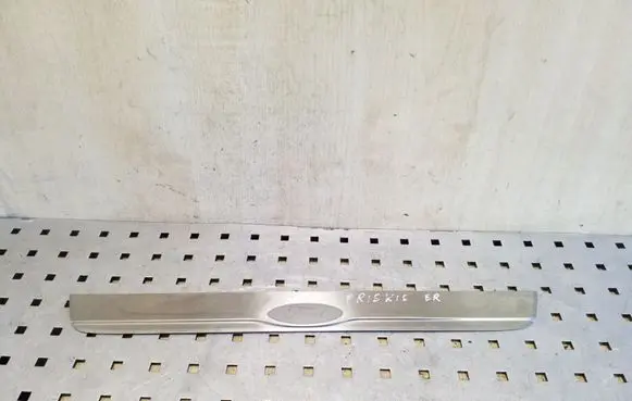 Ford Focus Front sill trim cover