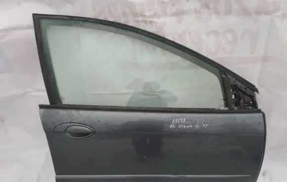 Citroen C5 Front door pilka