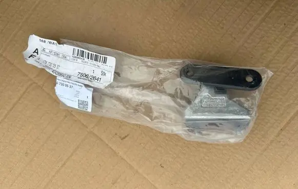Mercedes-Benz CLA C117 X117 W117 Rear door upper hinge A1767300537
