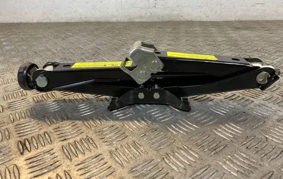 Audi A4 S4 B8 8K Lift Jack 8K0011031K
