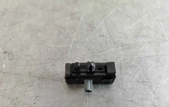 Jaguar XF X260 Bluetooth antenna C2D48475