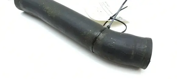 Mercedes-Benz 280 450 W116 Engine coolant pipe/hose 1105012582
