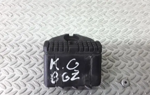 Jaguar X-Type Tailgate/trunk/boot lid buffer 