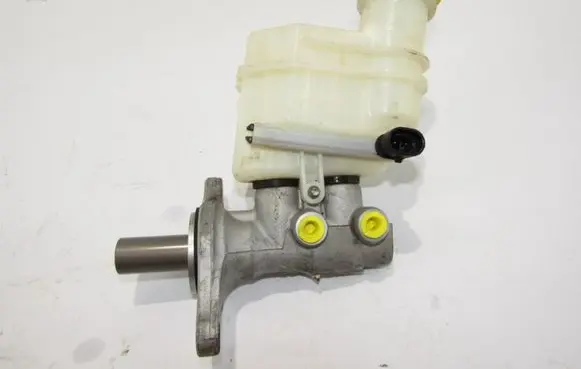 Fiat 500 Master brake cylinder 32069666