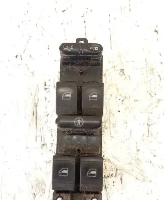 Volkswagen PASSAT B5 Electric window control switch 1J4959857 F005S00011 082161042