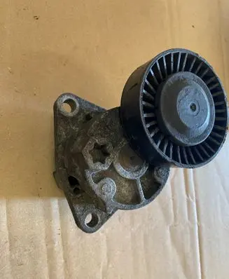 KIA Carnival Generator/alternator belt tensioner F23358