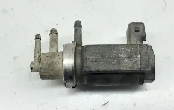 Audi A6 S6 C5 4B Turbo solenoid valve 72190321 059906627A