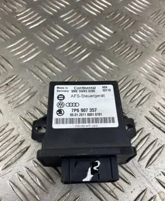 Volkswagen Touareg II Light module LCM 7P6907357