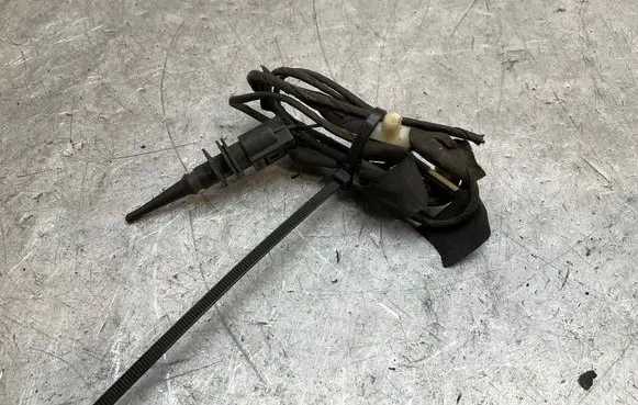 BMW 5 E60 E61 Outside/exterior temperature sensor 6936953