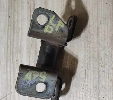 Jeep Grand Cherokee Front door lower hinge