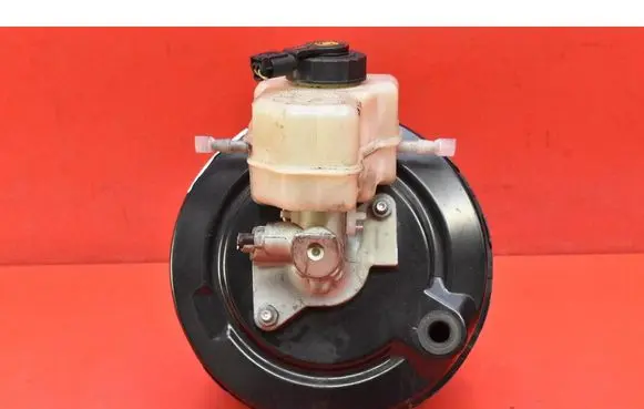 BMW 1 E81 E87 Brake booster 6751976
