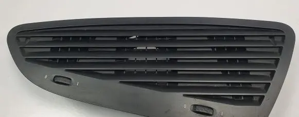 Alfa Romeo 159 Dash center air vent grill