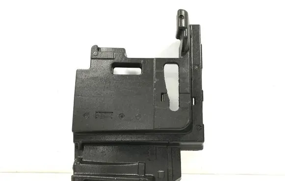 BMW X3 E83 Tool box 5147704903408 7049034 52758211