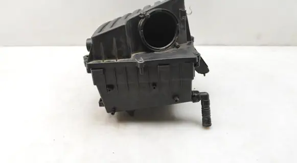Volkswagen Amarok Air filter box 2H6129607