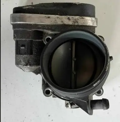 BMW 3 E90 E91 Engine shut-off valve 561824318