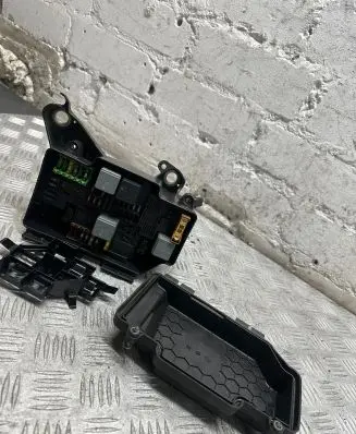 Mercedes-Benz E AMG W213 Fuse box set A2055402328