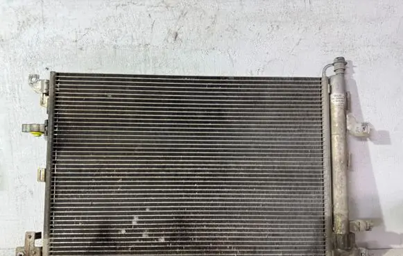 Volvo XC90 A/C cooling radiator (condenser) 876213B 30648953