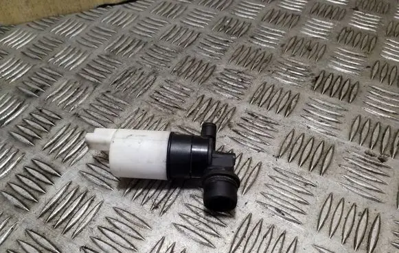 Renault Trafic II (X83) Windscreen/windshield washer pump 8200067015 9641553880