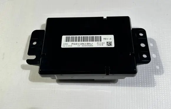 Jeep Grand Cherokee Air conditioner control unit module p68110610aj