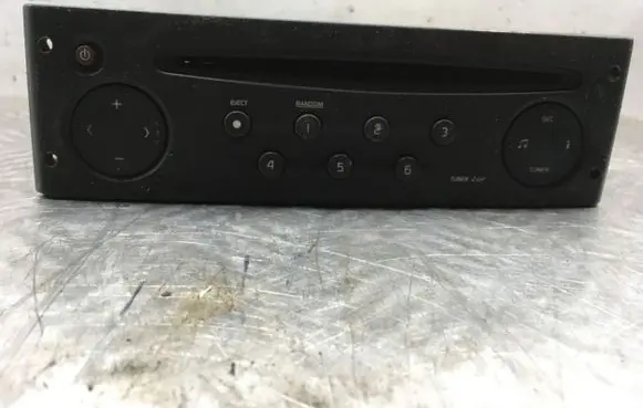Renault Megane II Radio/CD/DVD/GPS head unit 8200057681TF426