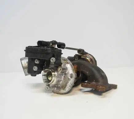 Audi Q3 8U Turbo 04E145722G