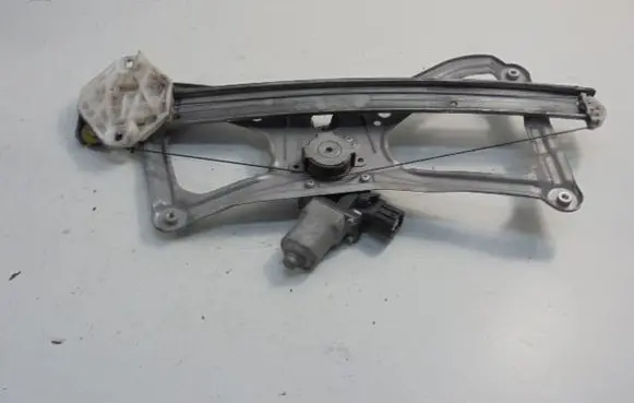 Honda Civic Front door window regulator with motor 