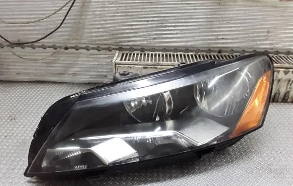 Volkswagen PASSAT B7 USA Headlight/headlamp VK198B101L 30374247
