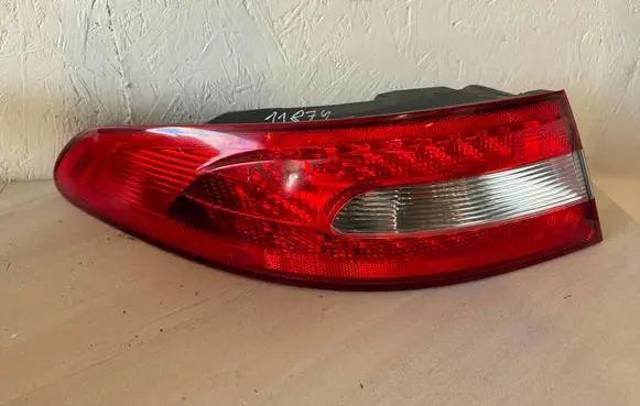 Jaguar XF X250 Rear/tail lights 8X2313405BD