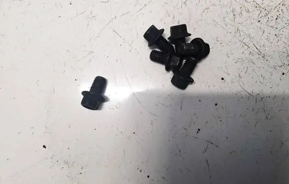 Ford Focus Nuts/bolts