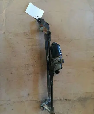KIA Cerato Front wiper linkage and motor 981102F000