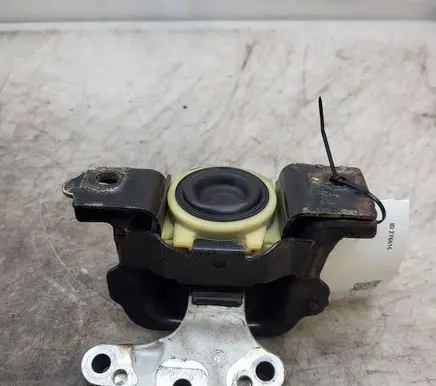 Citroen C3 Engine mount bracket 9681706580