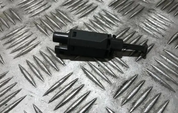 Seat Toledo I (1L) Brake pedal sensor switch 191945515