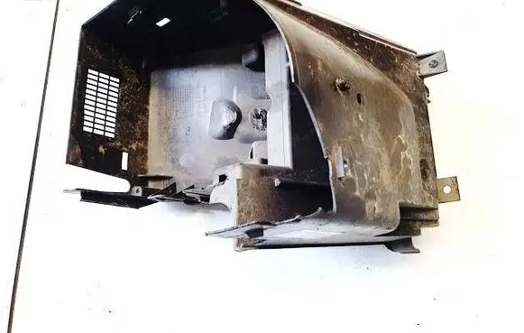 Peugeot 307 Fuse box cover 9634367880