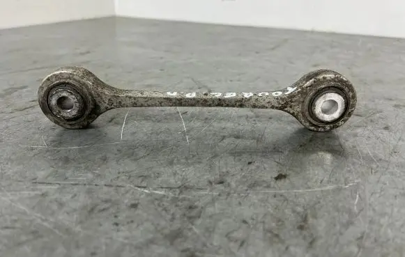 Front anti-roll bar/stabilizer link