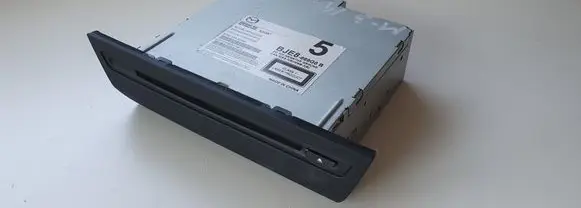 Mazda 3 II CD/DVD changer 