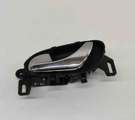 Nissan NP300 Front door interior handle 806714EA0A