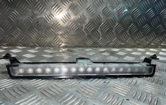 Volvo V70 Third/center stoplight 152690