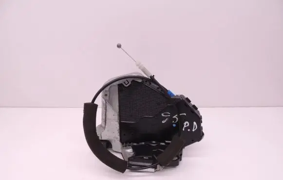 Lexus IS 220D-250-350 Front door lock D95