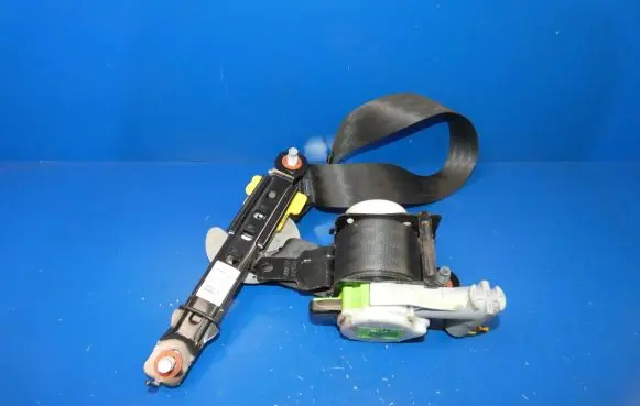 KIA Optima Front seatbelt