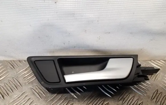 Audi Q5 SQ5 Rear door interior handle 8R0839020