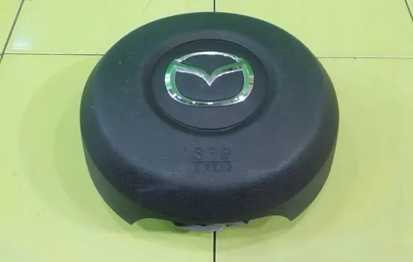Mazda 2 Steering wheel airbag 
