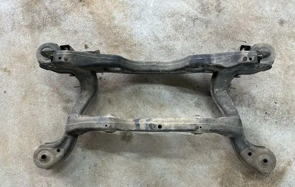 Infiniti Q30 Rear subframe 2463502401