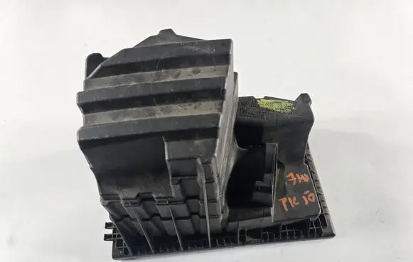 Volkswagen Transporter - Caravelle T5 Air filter box 7H0129601 7H0129601M