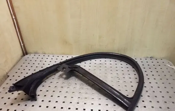 Volkswagen PASSAT CC Front door rubber seal
