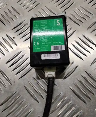 Toyota RAV 4 (XA30) Door control unit/module 61B239000 23910708655