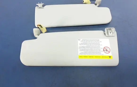 Volkswagen Jetta VI Sun visor