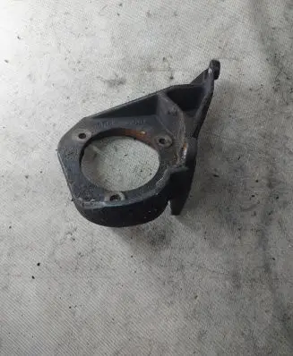 Volkswagen Touran I Driveshaft support bearing bracket 1K0407104E