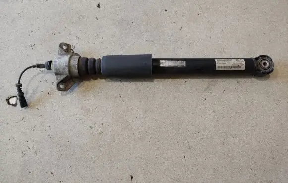 Porsche Macan (95B) Rear shock absorber/damper 95B513035F