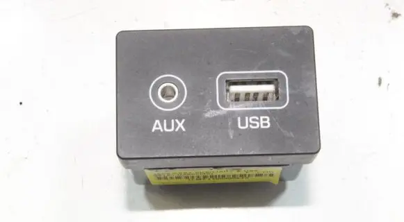 Hyundai Tucson TL AUX in-socket connector 96120D3500