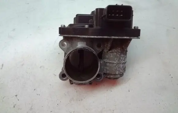 Honda Civic Throttle valve